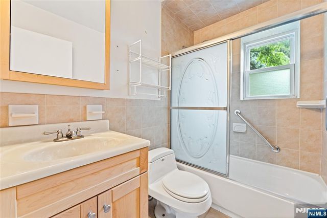 25 River Road 27, Nutley, NJ 07110