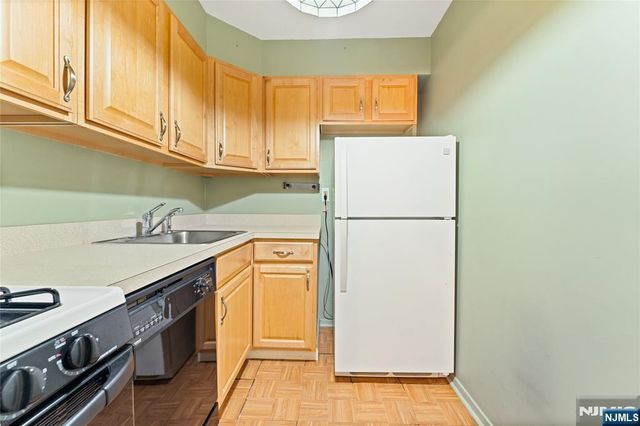 25 River Road 27, Nutley, NJ 07110