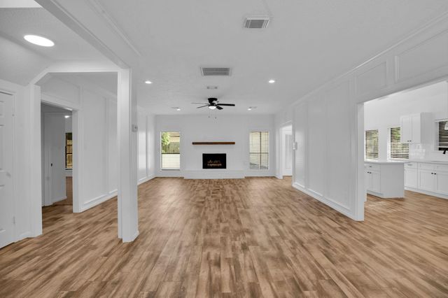 12411 Exbury Court, Tomball, TX 77377