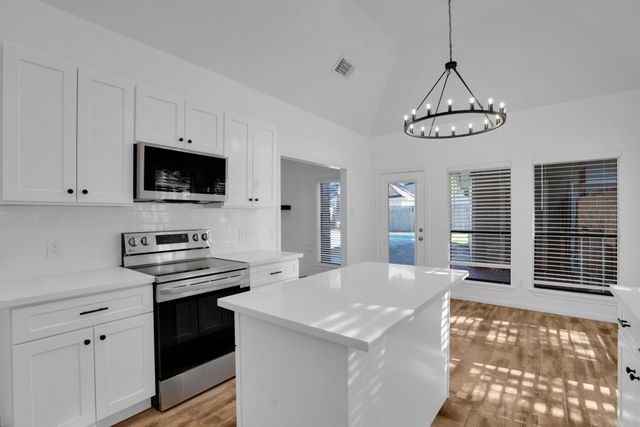 12411 Exbury Court, Tomball, TX 77377