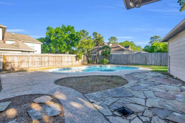 12411 Exbury Court, Tomball, TX 77377