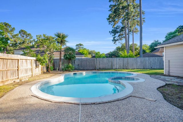 12411 Exbury Court, Tomball, TX 77377