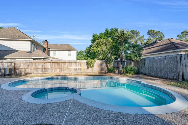 12411 Exbury Court, Tomball, TX 77377