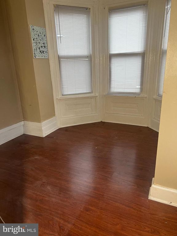 Image 14 of property listing at 2261 N 19TH ST, Philadelphia, PA 19132