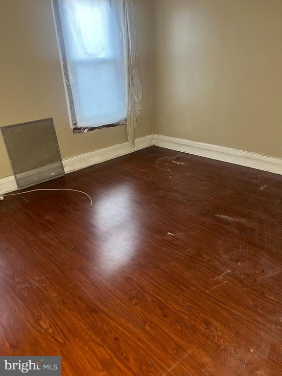 Image 9 of property listing at 2261 N 19TH ST, Philadelphia, PA 19132