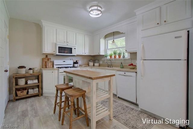 6787 Glenmere Avenue NE, Canton, OH 44721
