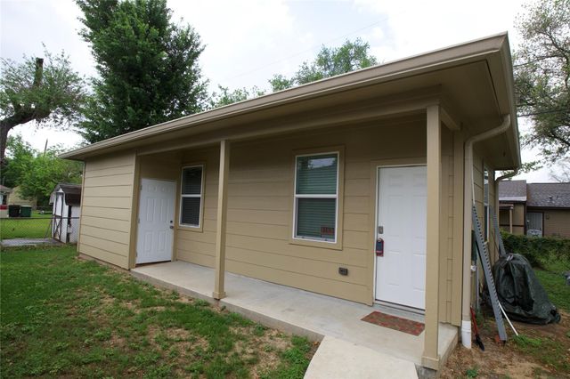 3710 Yellowstone Boulevard, Houston, TX 77021