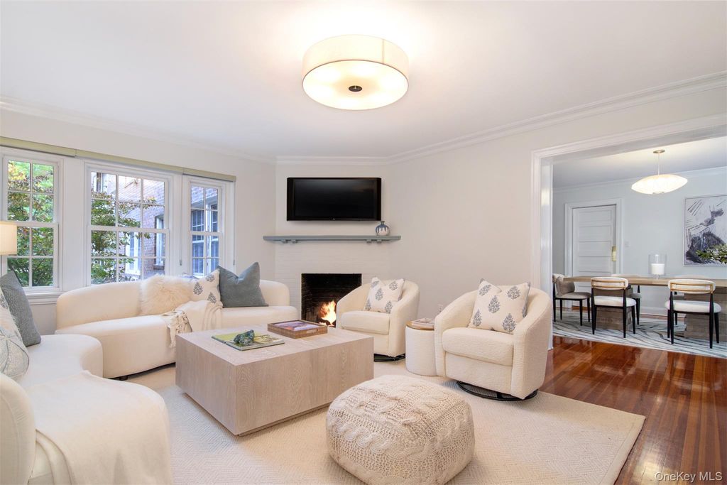 133 Pondfield Road 2B, Bronxville, NY 10708