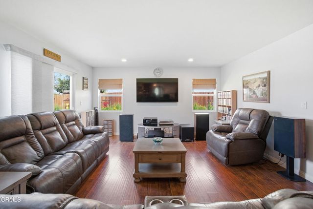 1120 Pisco Lane, Oxnard, CA 93035