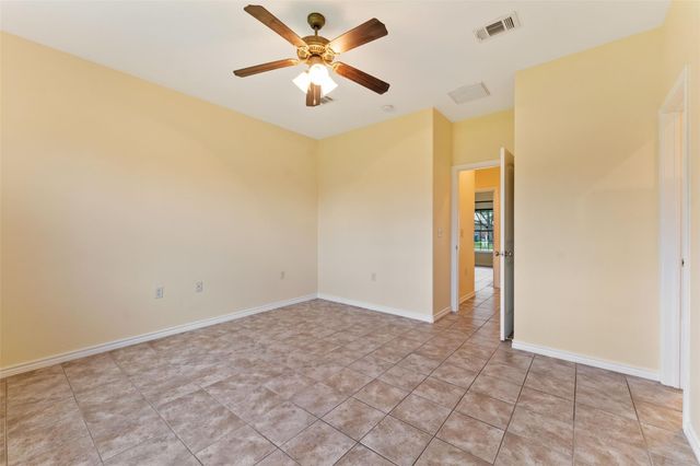 304 Port Drive, Gun Barrel City, TX 75156