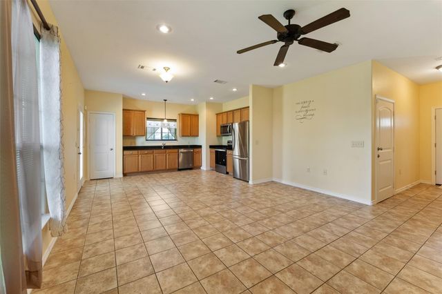 304 Port Drive, Gun Barrel City, TX 75156