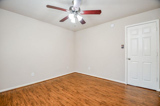 26711 Henson Falls Drive, Katy, TX 77494