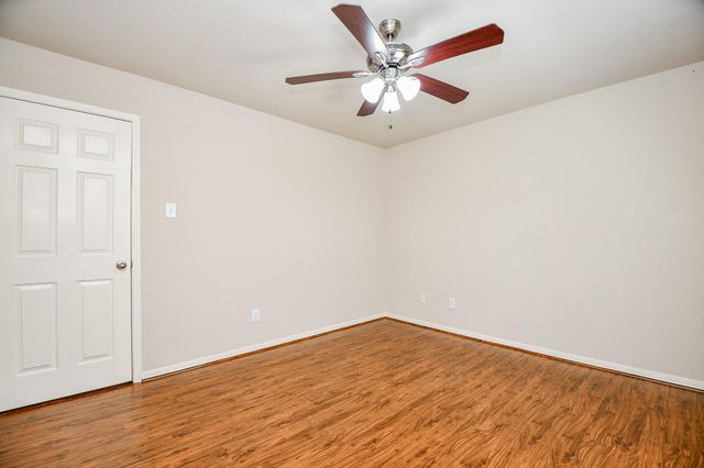 26711 Henson Falls Drive, Katy, TX 77494