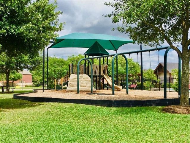 26711 Henson Falls Drive, Katy, TX 77494