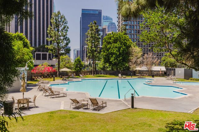 800 W 1st Street 2410, Los Angeles, CA 90012