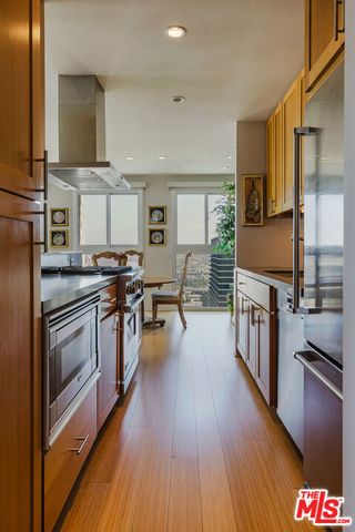 800 W 1st Street 2410, Los Angeles, CA 90012