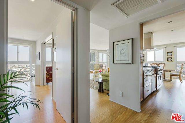 800 W 1st Street 2410, Los Angeles, CA 90012