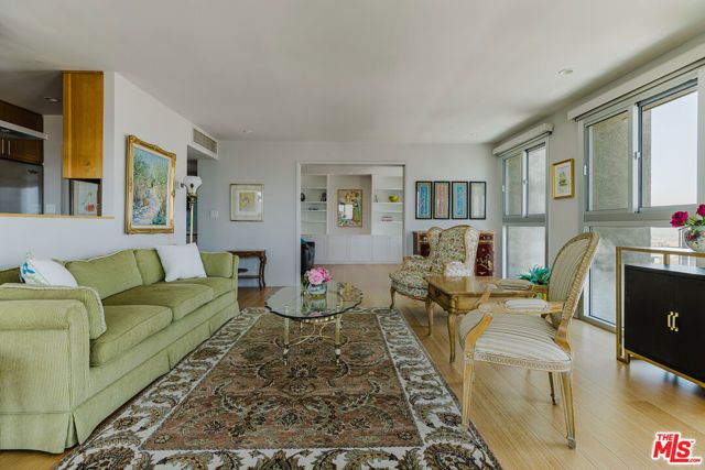 800 W 1st Street 2410, Los Angeles, CA 90012