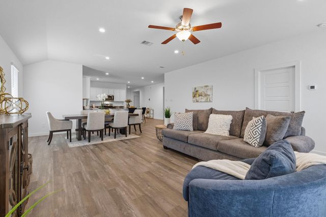 1115 Sommerville Drive, Rosharon, TX 77583