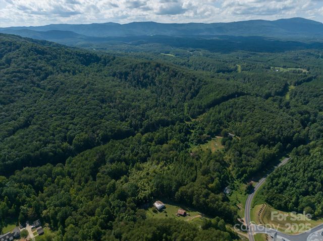 823 Silver Creek Road, Mill Spring, NC 28756