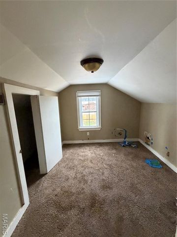 712 E Gladys Street, Sikeston, MO 63801