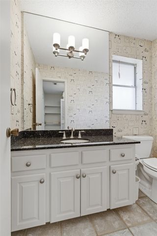 2326 Forest Hills Road, Grapevine, TX 76051