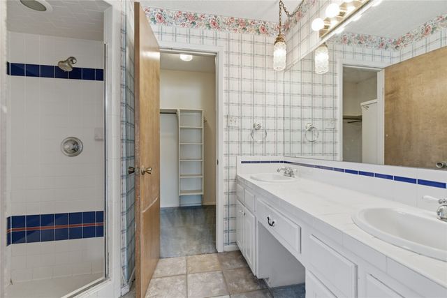 2326 Forest Hills Road, Grapevine, TX 76051