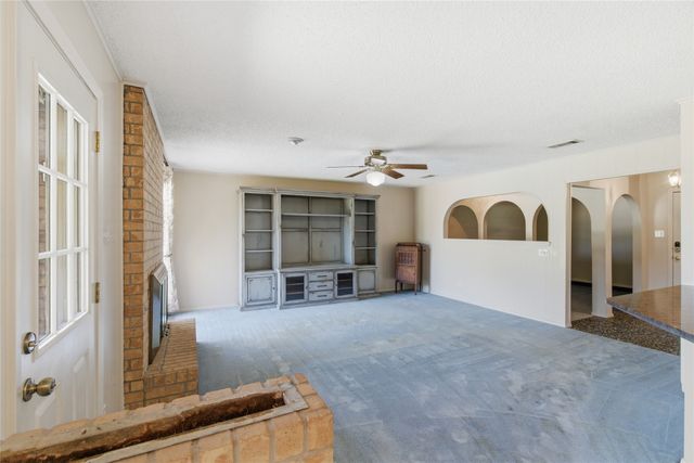 2326 Forest Hills Road, Grapevine, TX 76051