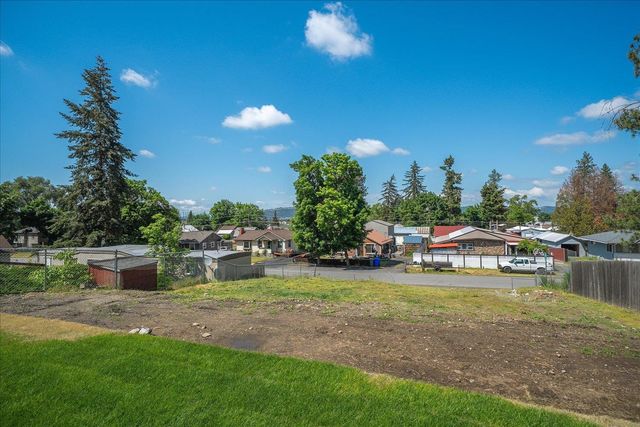 7312 E 4th Ave, Spokane Valley, WA 99212