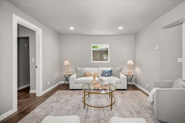 7312 E 4th Ave, Spokane Valley, WA 99212