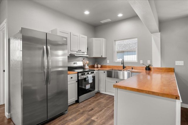 7312 E 4th Ave, Spokane Valley, WA 99212