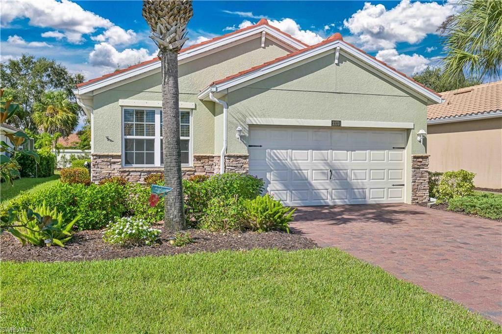 2173 Summersweet DR, ALVA, FL 33920 — photo 2