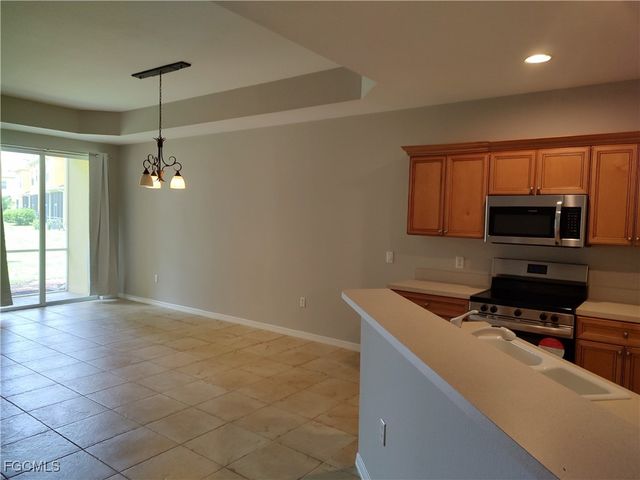 16243 Via Solera CIR 102, Fort Myers, FL 33908