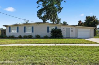 7074 BARKWOOD Drive, Jacksonville, FL 32277