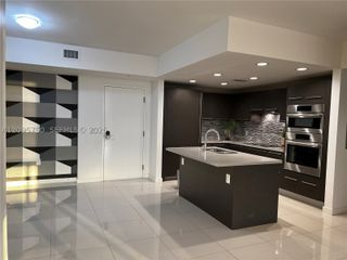 7825 NW 107th Ave 312, Doral, FL 33178