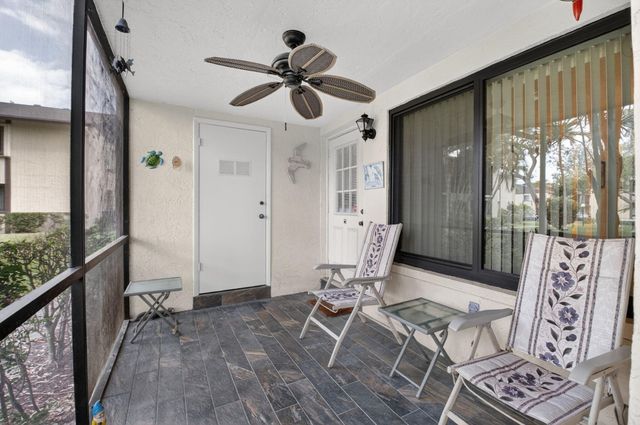 409 Pine Glen Lane C-1, Greenacres, FL 33463