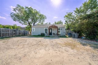 2519 Chalk Hill Road, Dallas, TX 75212