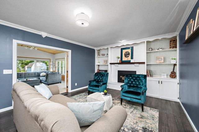 1802 Evergreen Court, Woodbury, MN 55125