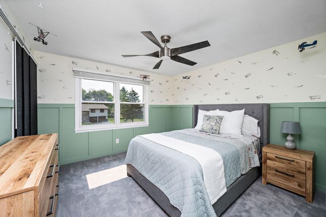 1802 Evergreen Court, Woodbury, MN 55125