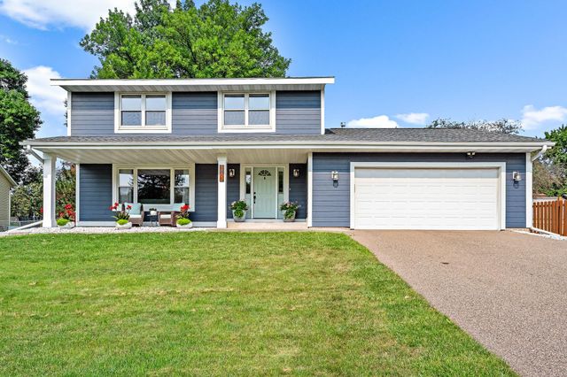 1802 Evergreen Court, Woodbury, MN 55125