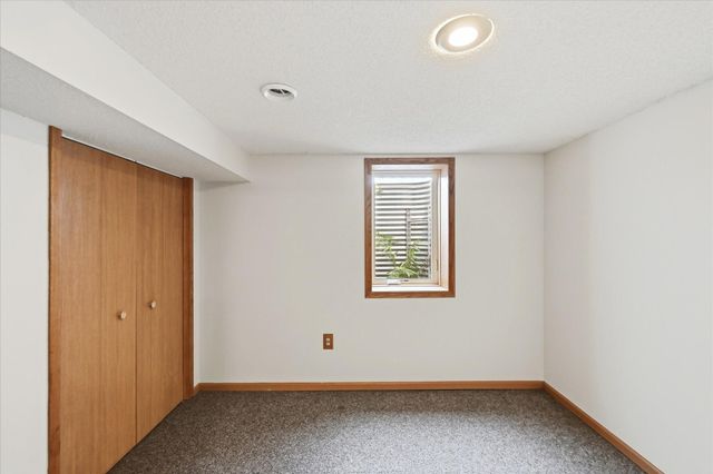 4070 Jay Lane, White Bear Lake, MN 55110
