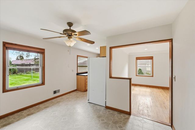 4070 Jay Lane, White Bear Lake, MN 55110