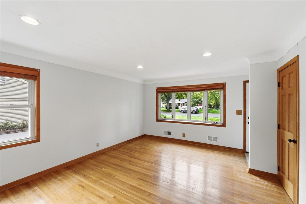 4070 Jay Lane, White Bear Lake, MN 55110 — photo 5