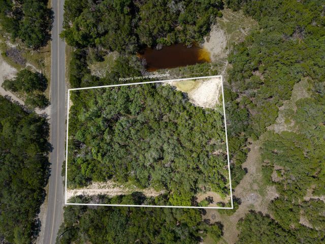 581 Gallagher DR, Canyon Lake, TX 78133