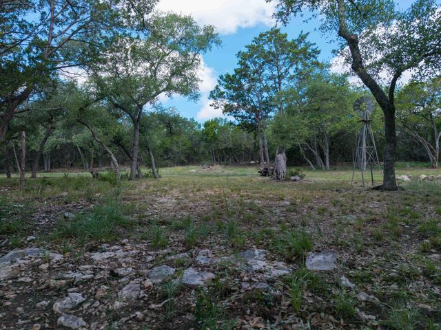 581 Gallagher DR, Canyon Lake, TX 78133
