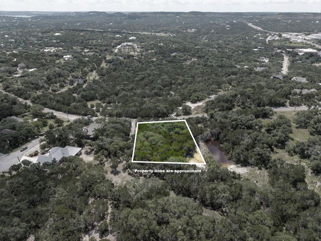 581 Gallagher DR, Canyon Lake, TX 78133