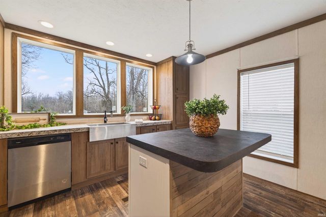 142 Heartland Street, Bedford, IN 47421