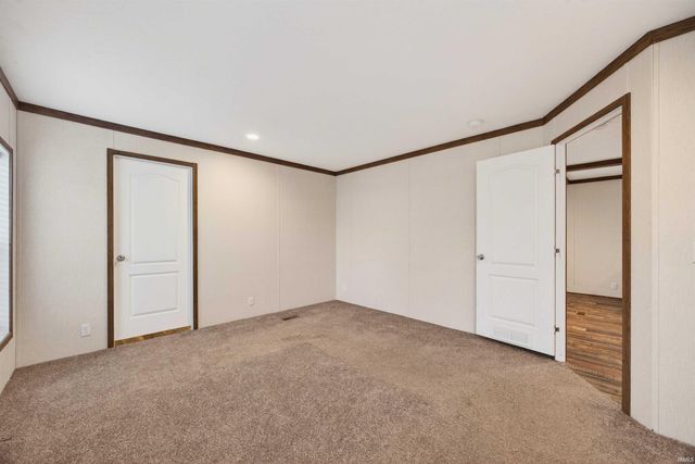 142 Heartland Street, Bedford, IN 47421