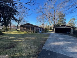 531 Smith Street, Tennille, GA 31089