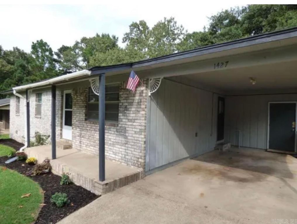 1427 Maple Street, Malvern, AR 72104